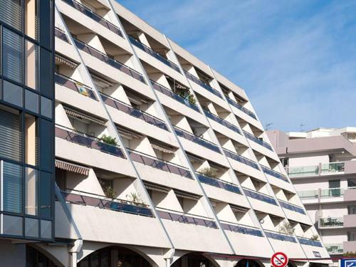 Arcachon : Appartement T2 avec balcon et parking à deux pas des plages de l'Aiguillon - image 3