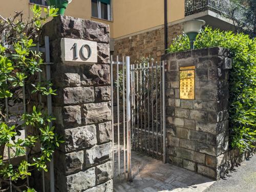 Frullhouse - Sweet Dreams in Florence