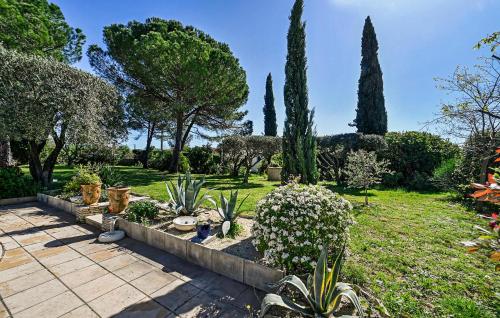 Nice Home In Saint-julien-les-rosiers With Kitchen