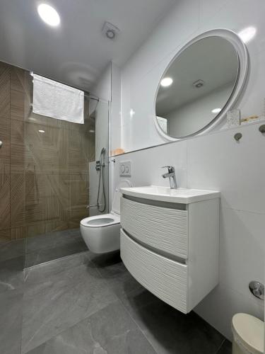 Emily at CITY CENTER Room Type - One-Bedroom Apartment