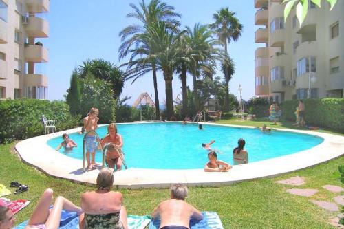 Estepona Port Apartment YVONNE - image 4