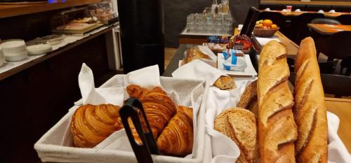 Les Negociants - image 5