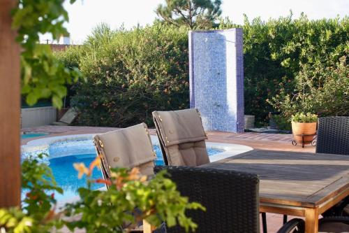 Casa Lina - villa with garden and pool, Aljezur