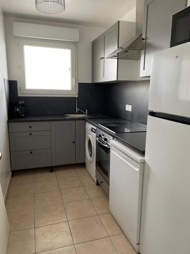 Résidence de l'Europe bel appartement confortable proche Paris - Location saisonnière - Colombes