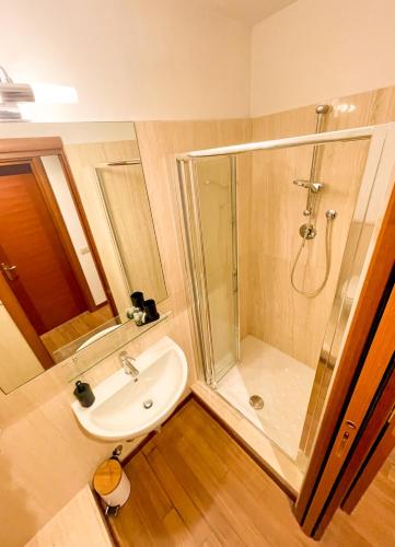 Velabro Luxury Loft - image 8