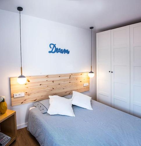 Feel Good in this Barceloneta unit near the beach