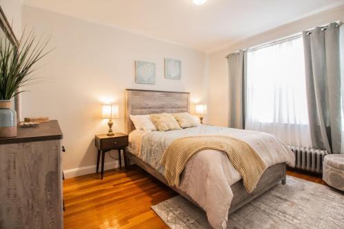 Renovated 2bed, 05 Mile To Longwood Med Hospital in Brookline, USA