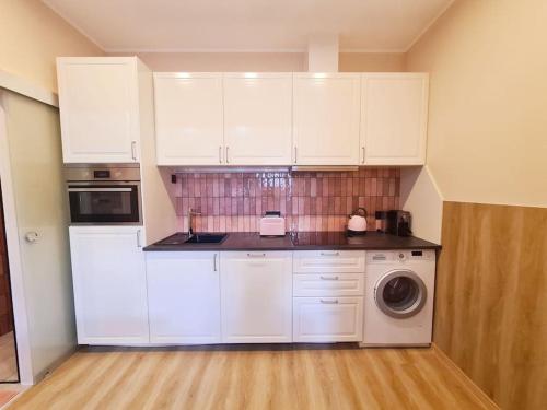 Magnolia Pink Studio New and fully equipped, Брюссель (фото 10)
