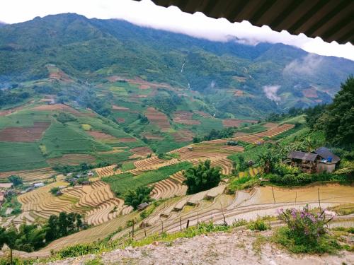 Mu Cang Chai Big view homestay