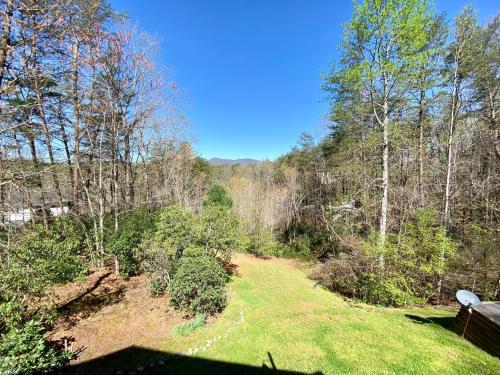 New Listing! Dahlonega Mountain Hideaway - 3 Bed, 2 Bath