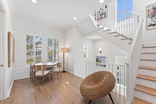 Gulf Front Luxurious Home with Private Pool and Beach Access home