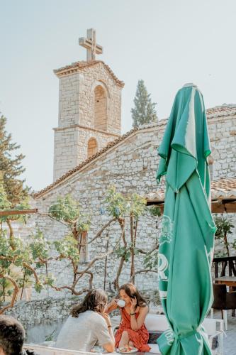 Berat Backpackers Hostel - image 11