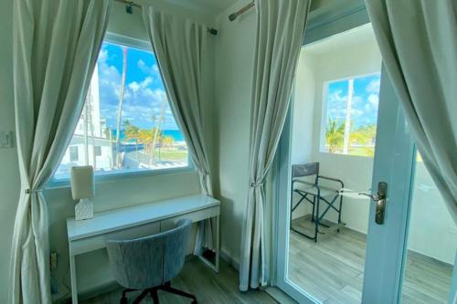 Beach Retreat 2BR in Ocean Park - image 10