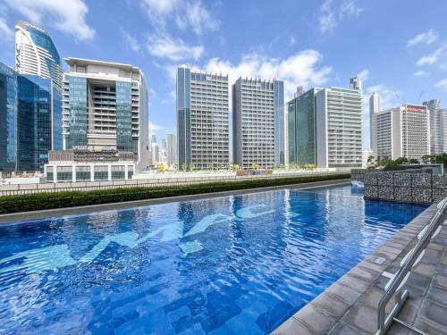 1 Bedroom Business Bay Bliss with a Canal View, Дубай