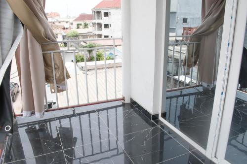 Balkon/Terrasse, Studio moderne avec Balcon in Pointe-Noire