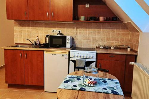 Zold Orom Apartman Lakas in God