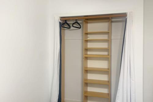 5BR Retreat Nature and Access Laurel MD 5BR Retreat Nature and Access Laurel MD