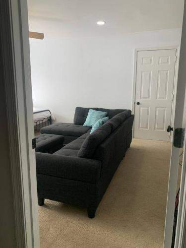 5BR Retreat Nature and Access Laurel MD 5BR Retreat Nature and Access Laurel MD