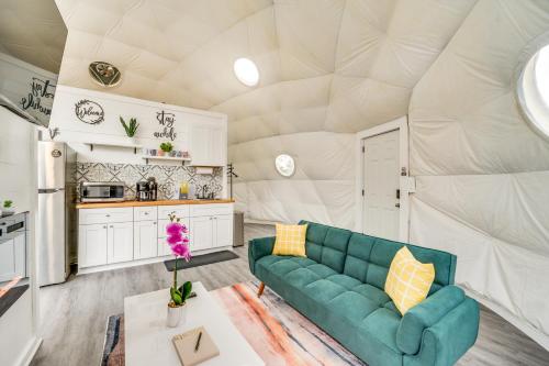 Star View Dome Broken Bow Gem Hot Tub and Deck! in Broken Bow, USA