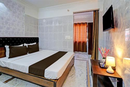 OYO Hotel Golden Pride