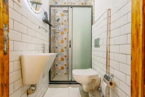 Şeref Aziz Keskin Apartment - image 7