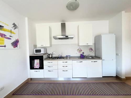 Appartamento a Roma in Via Molteni - Villaggio Verde