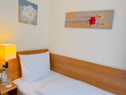 Elbbrücken Hotel - image 6