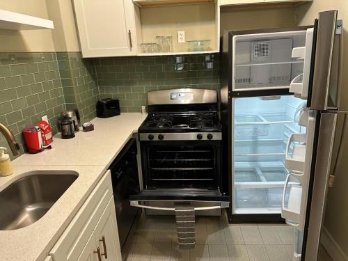 1BR CWE near BJH mins STL Zoo in Tower Grove, USA