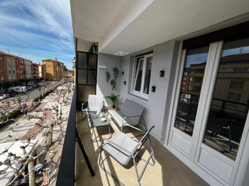 Nuevo piso con terraza en el centro del espolón