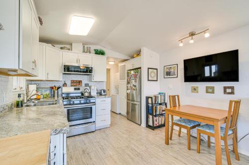 Quiet Escape Steps to Lake Havasu with Views and Grill! - main image