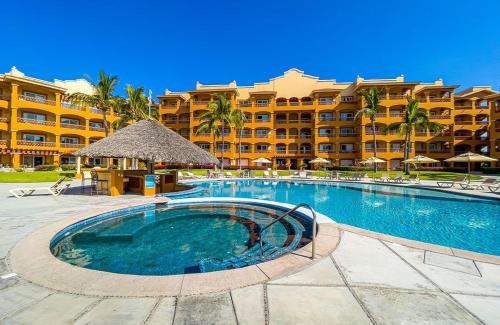 Departamento de lujo con vista al MAR y campo de GOLF