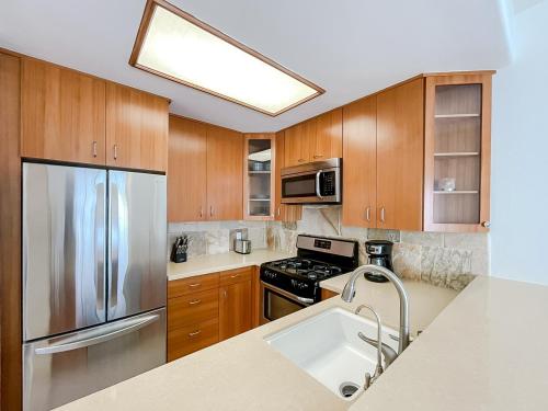 *WEHO/Beverly Hills* Luxury 2BD/2.5BA + Balconies, Los Angeles (fotografie 10)