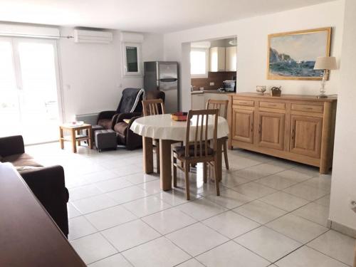 Appartement Le Grau d'Agde, 2 pièces, 4 personnes - FR-1-423-229