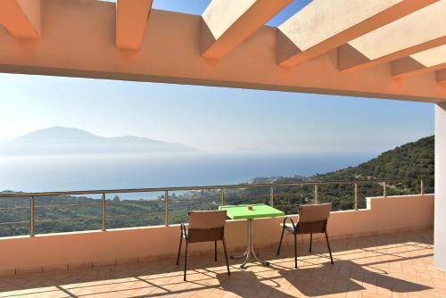 Vila Merkuri - 3-Storey Villa with Sea View - Vlora