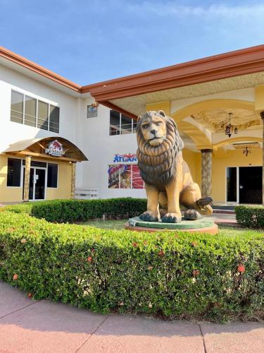 A szálláshely kívülről, Paradise Resort in Los Santos