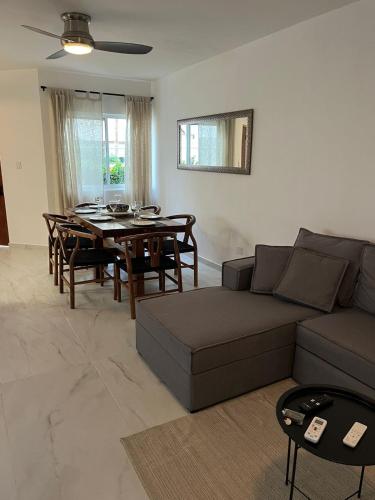 Espectacular townhouse renovado 3 rec 3 baños in Playa del Carmen, Mexico