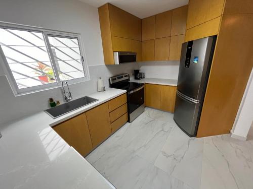 Espectacular townhouse renovado 3 rec 3 baños in Playa del Carmen, Mexico