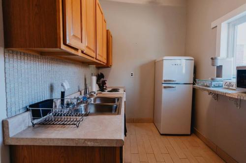 Chic 1BR Balcony & Laundry Soulard near Anheuser-Busch Brewery