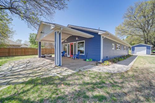 Lakefront Eufaula Cabin with Fire Pit and Private Dock