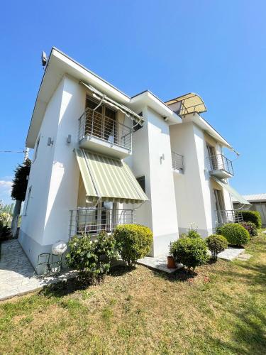 Garden Villa Sunny