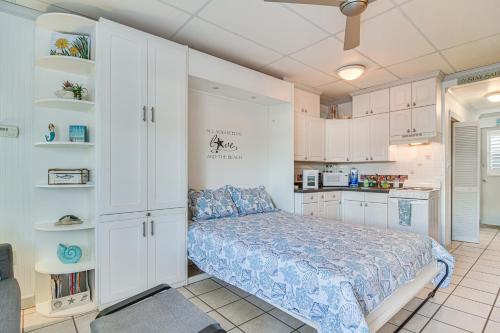Indian Shores Condo with Intercoastal Waterway Views in Clearwater Beach, USA
