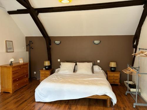 Gîte dans ferme rénovée 4-5 personnes gîte à louer Marquerie