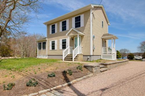 Charming Home with Yard Steps to Pawcatuck River!