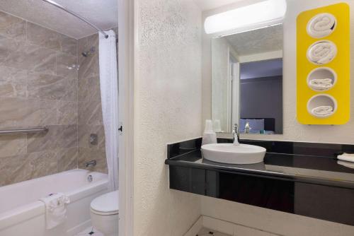2 double beds