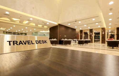 Best Western Premier M Four Hotel, Дубай (фото 9)