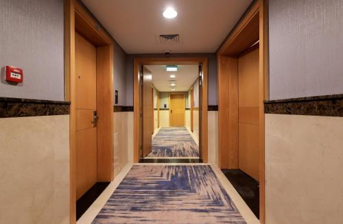 Best Western Premier M Four Hotel, Дубай (фото 10)