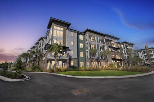 RISE Bartram Park Condos by Barsala