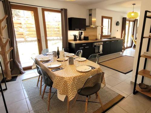 Appartement Les Gets, 4 pièces, 6 personnes - FR-1-598-63