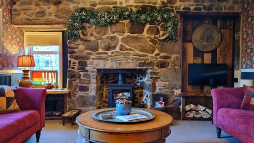 Luxury 3 Bedroom Cottage - Sleeps 6 in تومينتول