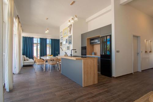 virtuve, Seaside house for families with children Mandre, Pag - 22604 in Kolan